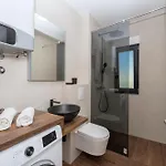 Ap12c Apartment *