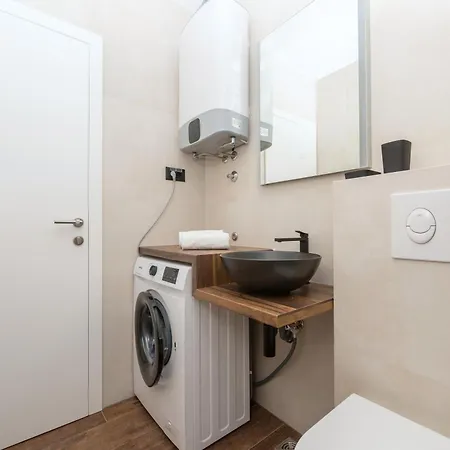 Ap12c Apartman Makarska